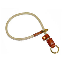 Load image into Gallery viewer, The Oxford Slip &amp; Lead - Tan
